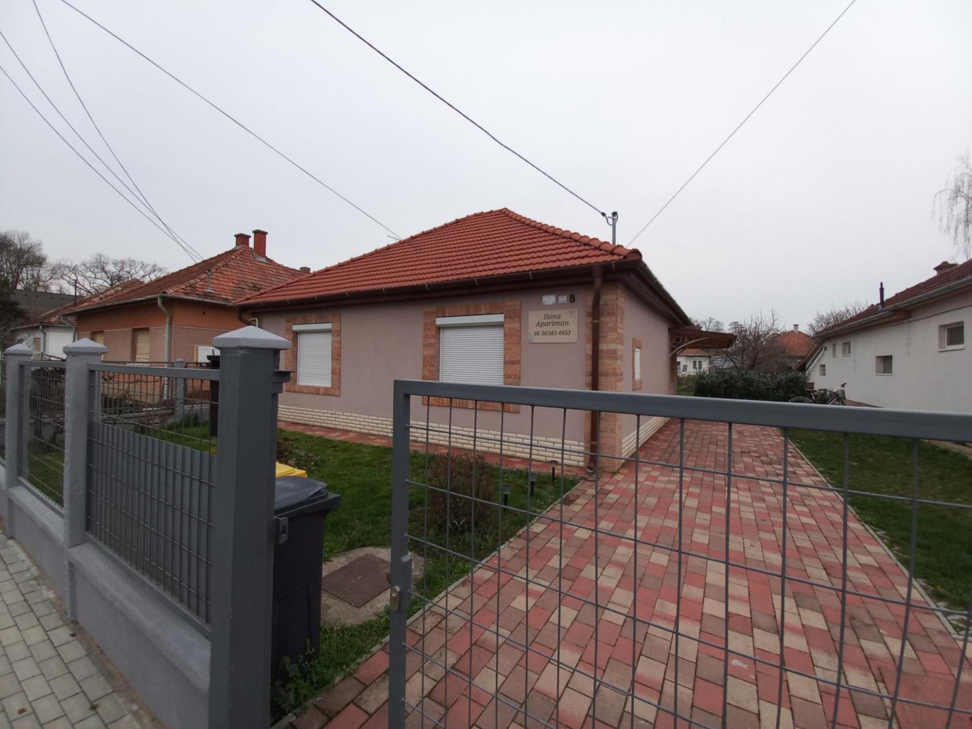 Ilona Apartman 귤러 외부 사진